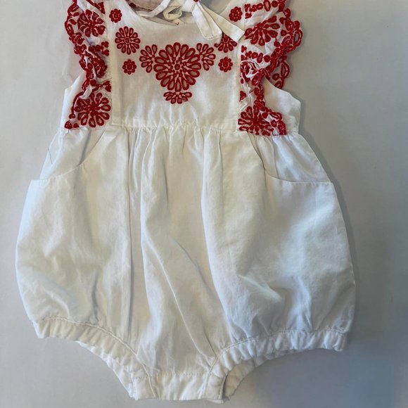 6-9mo romper/bonnet set - Picture 2 of 4